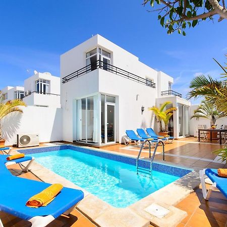 Luis II Villa Puerto del Carmen  Exterior photo