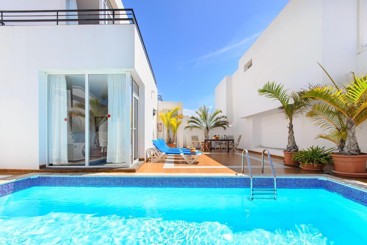Luis II Villa Puerto del Carmen  Exterior photo